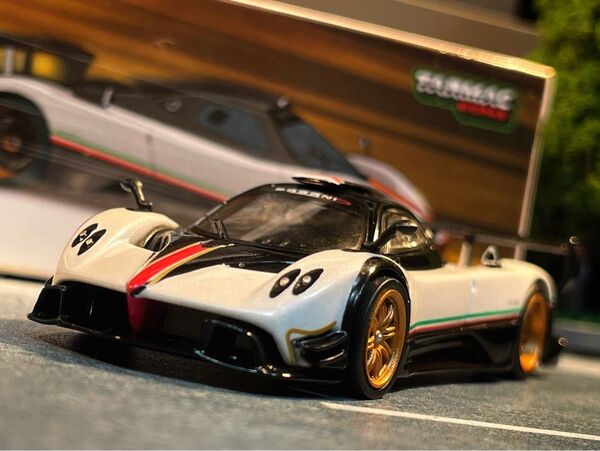 ターマックワークス 1/64 パガーニ ゾンダ R Tarmac Works