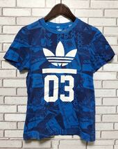 ◆アディダスオリジナルス adidas originals◆ビッグトレフォイル 総柄 半袖Tシャツ XS ブルー_画像1