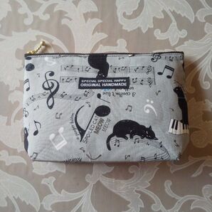 ハンドメイド ポーチ