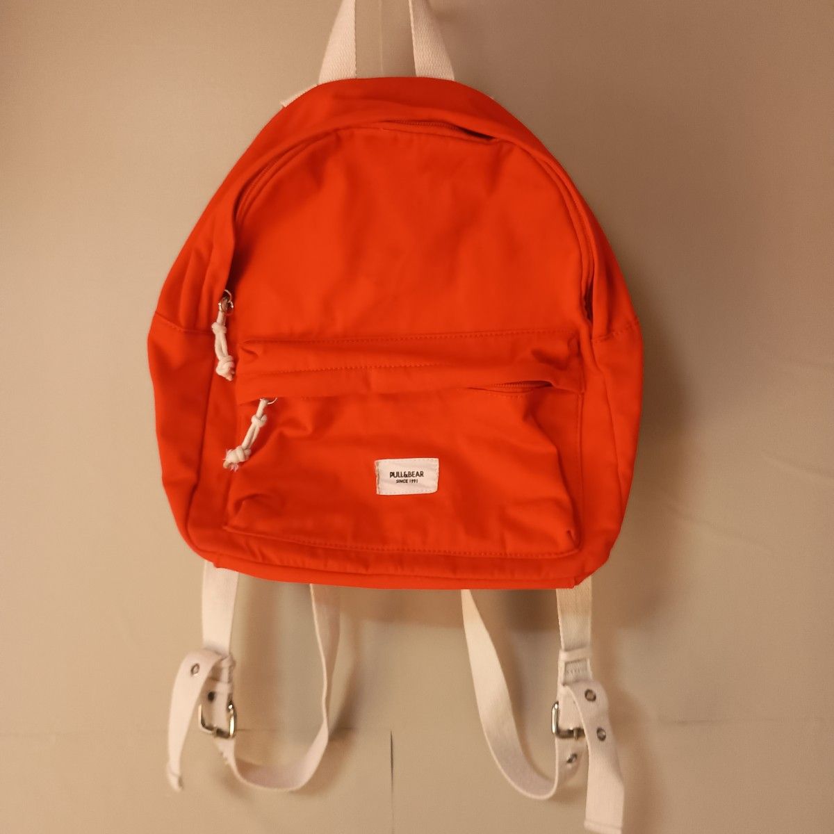 Pull&Bear 赤 リュック