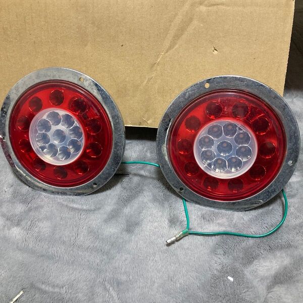 12、24vどちらか分かりません。LED テールランプ点灯チェックしていません!