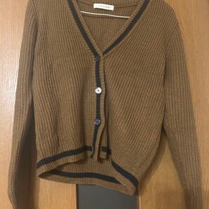新品 ローリーズファーム Vネック カーディガン