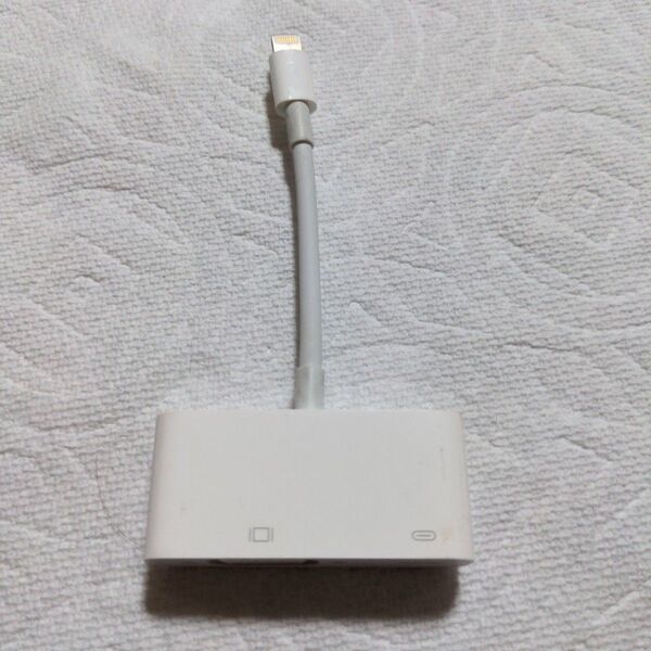 【Apple 純正品】 Lightning VGAアダプタ A1439