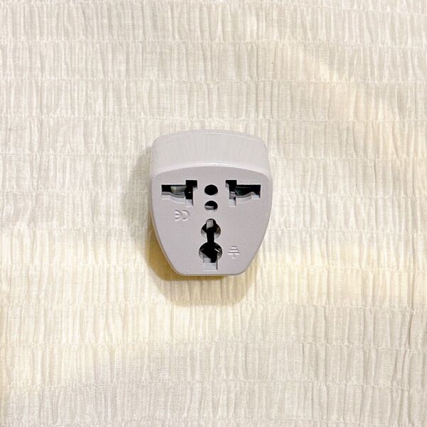 EU UK AU to JAPAN AC Travel Power Plug Adapter Converter 海外