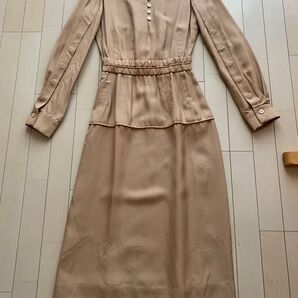 シクラス ワンピース ベージュ