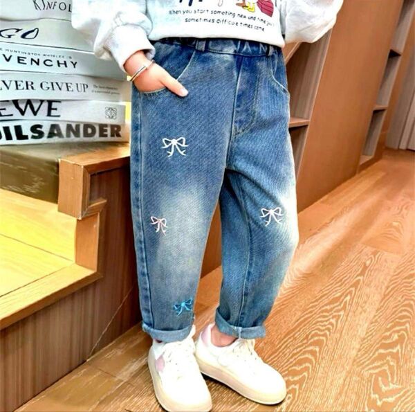 リボン刺繍デニムパンツ 子供用 90cm クーポン利用可能です♪