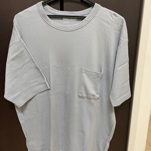 ライトブルー ポケット付き Tシャツ