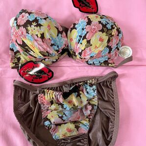 再度値下げしました!グラナティス ブラジャー ショーツセット 未使用タグ付