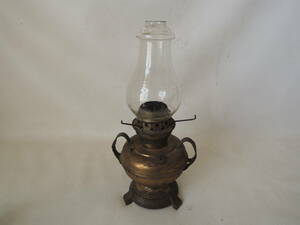 A / considerably old put type oil lamp oil lantern keep hand attaching brass made oil tank change ... shape. Hoya Junk 