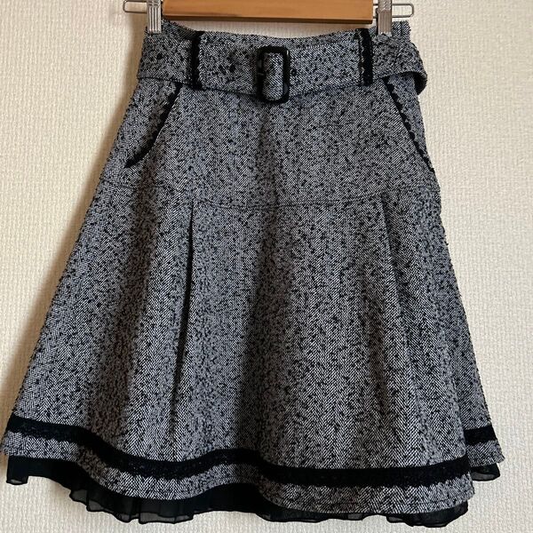 axes femme アクシーズファム 膝丈スカート
