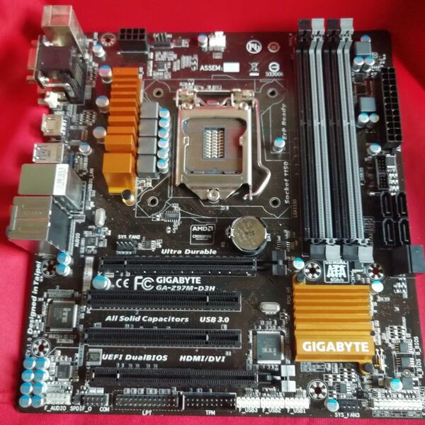GIGABYTE GA-Z97M-D3H LGA1150 #ビッーヒ