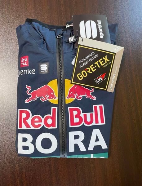 【選手用/新品】REDBULL BORA gore-tex ジャケットS