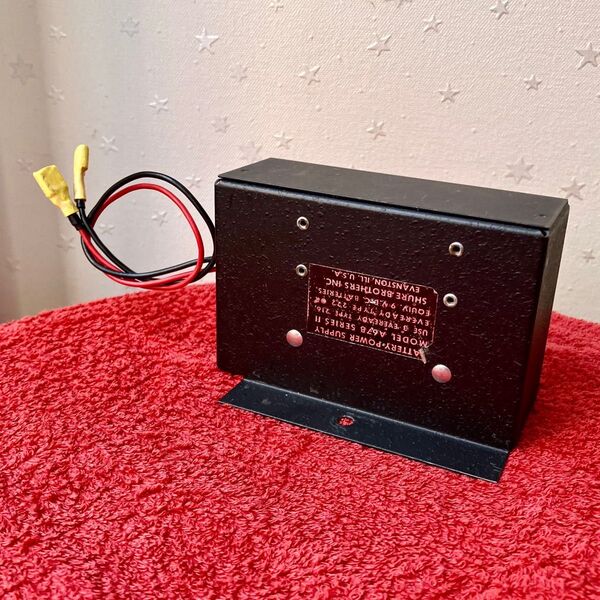 Shure Battery Power Supply A67B Series II Shure M64 をバッテリー駆動に。