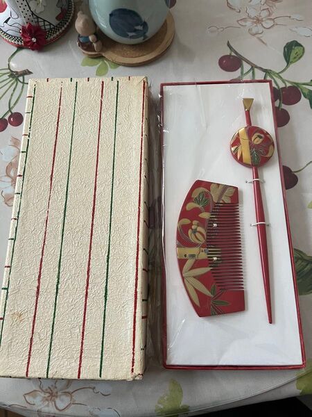 新品 昭和レトロ 和装小物 髪飾り 櫛