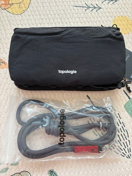 【新品未使用】Topologie ボトルサコッシュ (ストラップ付き)