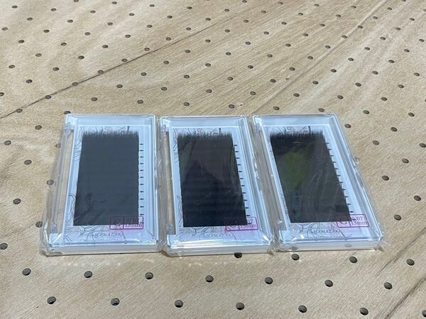 新品まつげエクステ Cカール 0.07 13mm 3ケースまとめ売り③