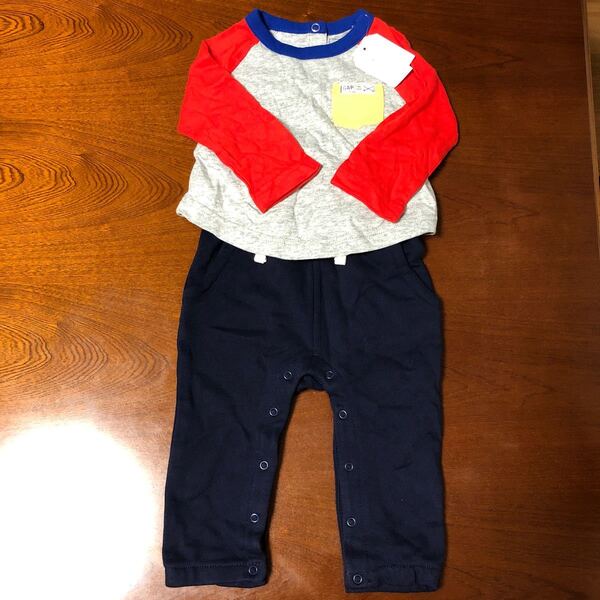 新品 未使用 タグ付き gap babyつなぎロンパース70cm