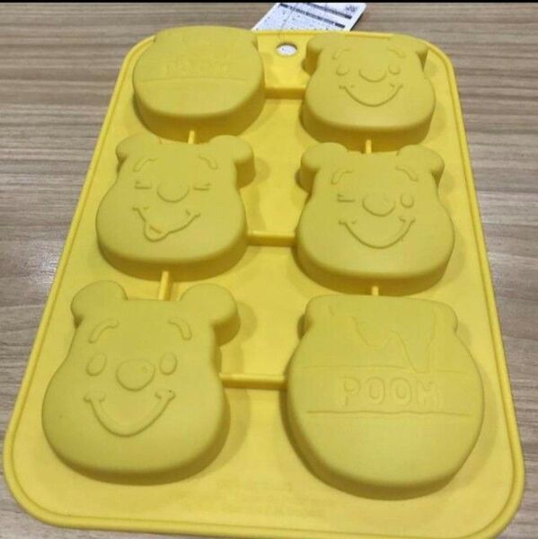 新品 ディズニー シリコンモールド 1点