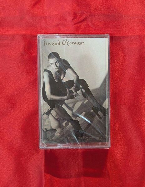 【新品・無料配送】SINEAD O’ CONNOR 輸入盤カセットテープ