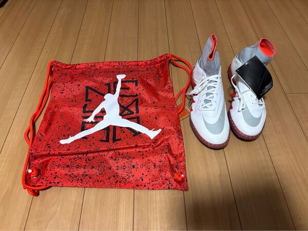 AIR JORDAN × NEYMAR HYPERVENOM X PROXIMO