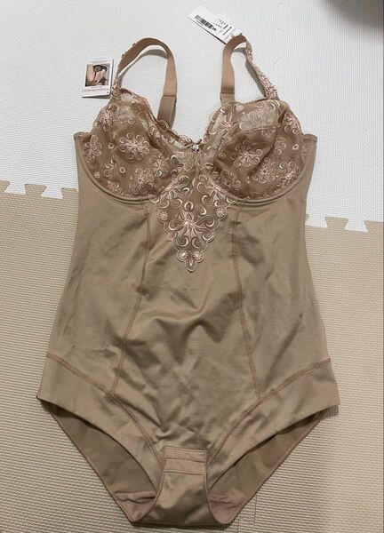 SIMONE PRELE RVLATION ボディスーツ