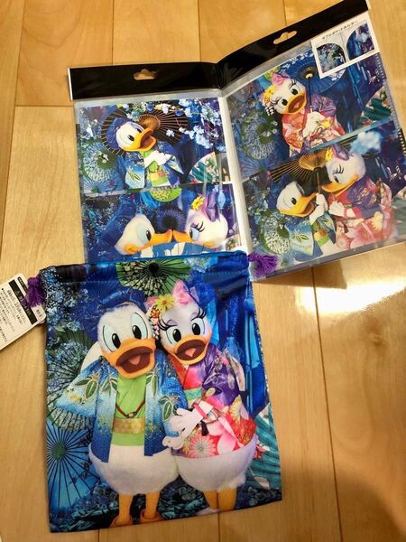 新品タグ付き ディズニー イマジニングザマジック蜷川実花プロデュースイマジニングザマジック2点巾着袋 ポストカード お正月ドナルド