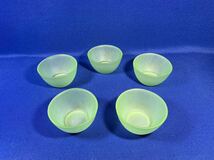ガラス小鉢 ガラス鉢 ガラスのうつわ 5個 すりガラス 曇りガラス 薄緑 シンプル 使い易い 多用途 5皿 S-644_画像1