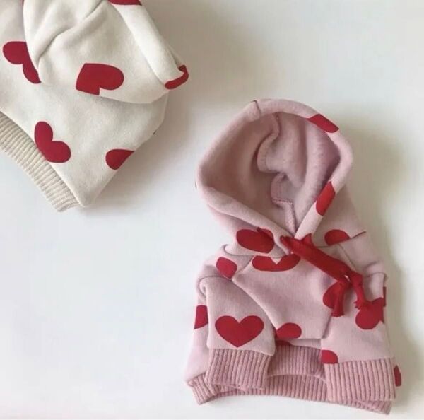 【新品】ペット服 ピンクの可愛いハート柄 フードつきパーカー