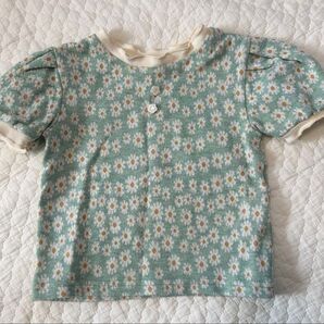 Favon 花柄Tシャツ 半袖 着画像あり 90サイズ