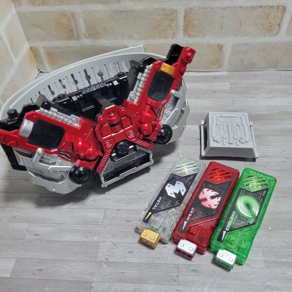 ※現状品※ 仮面ライダーW DXダブルドライバー&ガイアメモリ