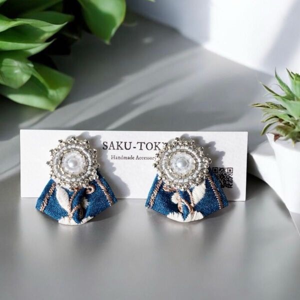 ハンドメイド ビーズ刺繍 インド刺繍リボン ピアス イヤリング 金属アレルギー対応 サージカルステンレス ニッケルフリー