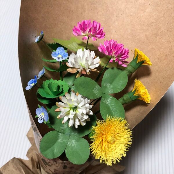 野花のブーケ B 春の訪れver. ハンドメイド ペーパークラフト 紙 造花 花束 枯れない花 ギフト インテリア クローバー