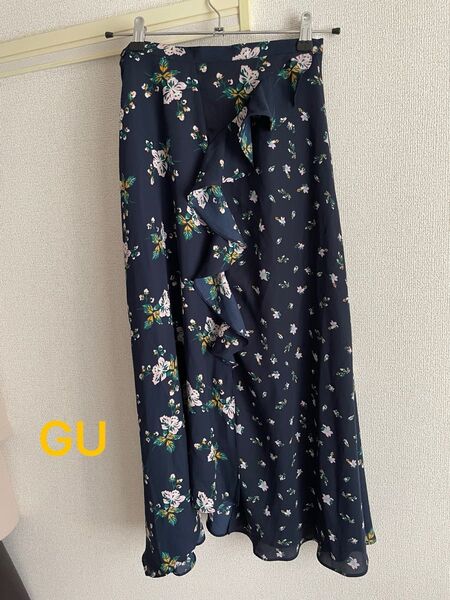 GU フリルアシメヘムマキシスカート ネイビー M