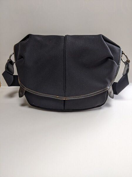 送料込 POKIT CLASSIC CAPSULE MEDIUM ポキット ショルダーバッグ