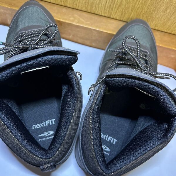 nextfit トレッキングシューズ カーキ 27.0cm