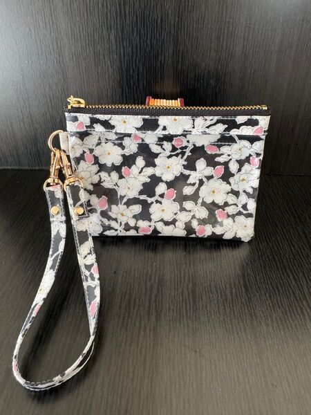 クリアポーチ ハンドメイド リバティ Chanelle サクラxブラック