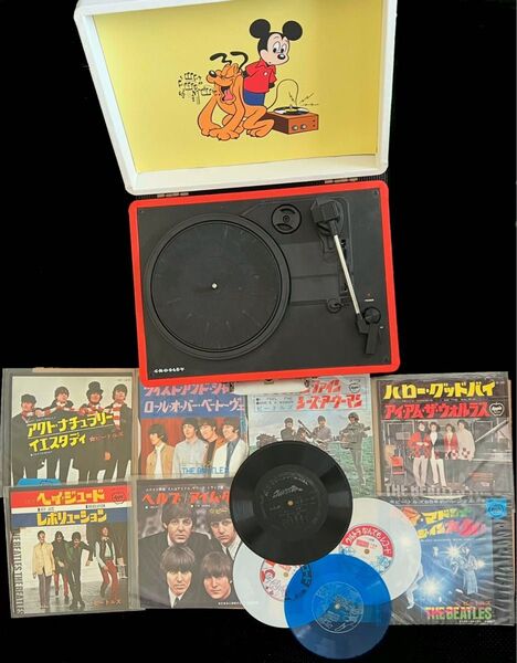 ディズニー レコードプレーヤー ビートルズレコード 7枚 ウルトラマンレコード4枚