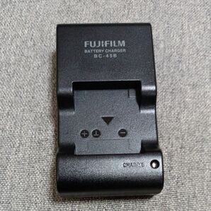 FUJIFILM 富士フイルム BC-45B バッテリーチャージャー