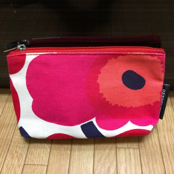 最終お値下げ!marimekko マリメッコ ポーチ