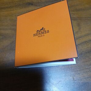 HERMES リップ サンプル