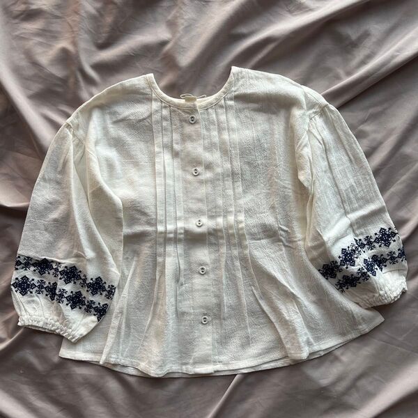 新品未使用タグ付き ブラウス size120