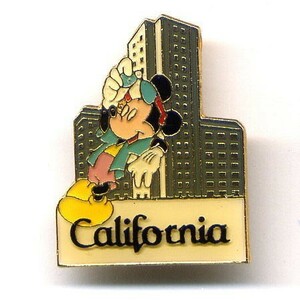 ディズニー　ミッキー　バッジ（California/ビル）　Monogram Products社　1980年代　★レア★