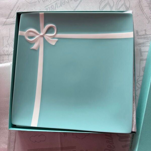 TIFFANY ブルーボウ スクエアプレート箱付き