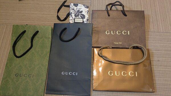 GUCCIグッチショッパーショッピングバッグ4枚+α ブランド紙袋