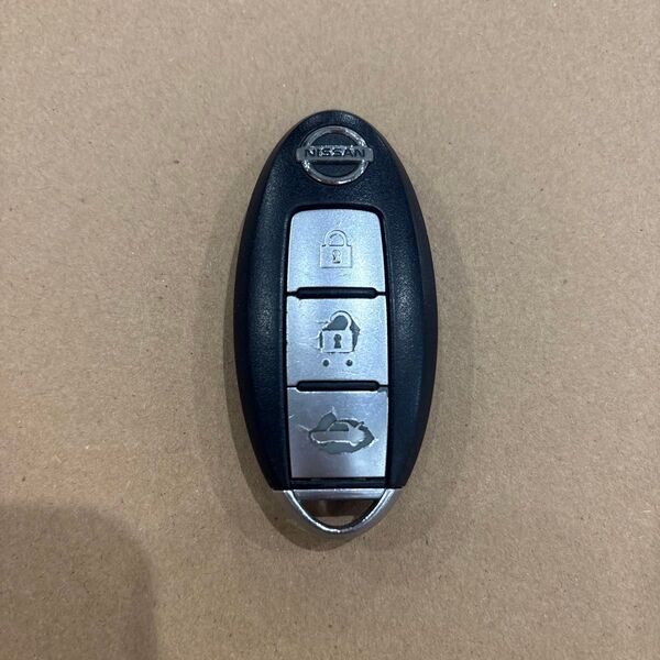 V36スカイライン キーレス 日産 スマートキー 3ボタン