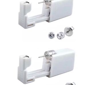 新品未使用 ピアッサー 2個セット クリスタル クリア ピアス 耳用