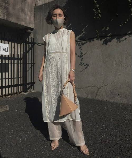 MEDI EMBROIDERY LONG TOPホワイト