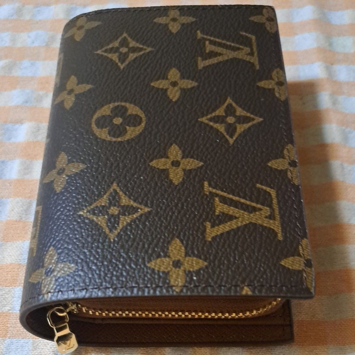 ルイヴィトン 財布 二つ折りの新品・未使用品・中古品|Yahoo ルイヴィトン 財布 二つ折りの新品・未使用品・中古品|Yahoo