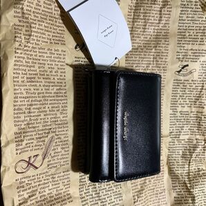 Leais Largo 三つ折り財布 ブラック