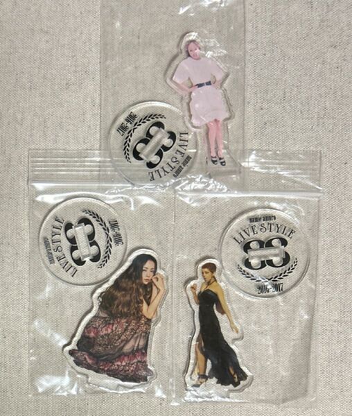 安室奈美恵 アクリルスタンド